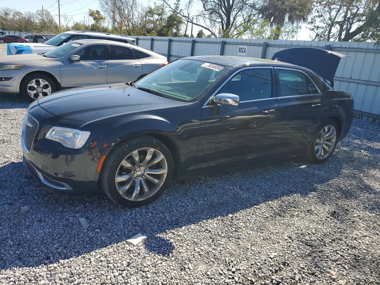 2019 CHRYSLER 300
