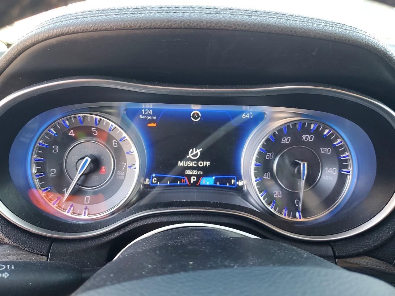 2019 CHRYSLER 300 TOURING photo 25