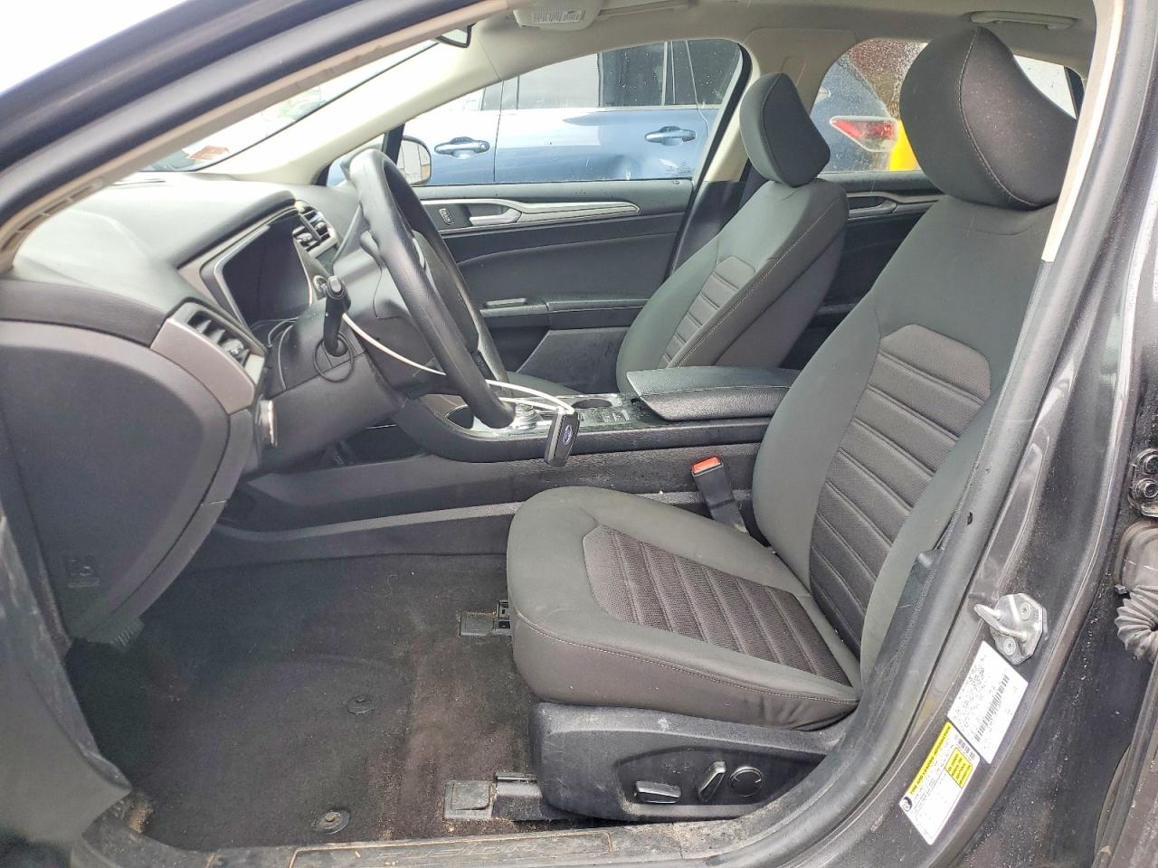 2020 FORD FUSION SE photo 7