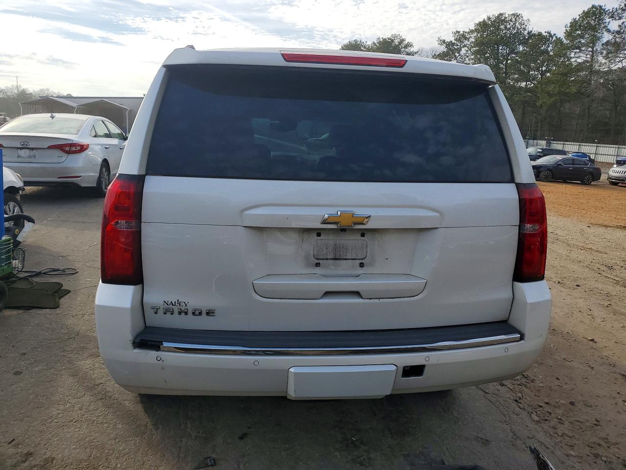 2016 CHEVROLET TAHOE C1500 LTZ photo 6