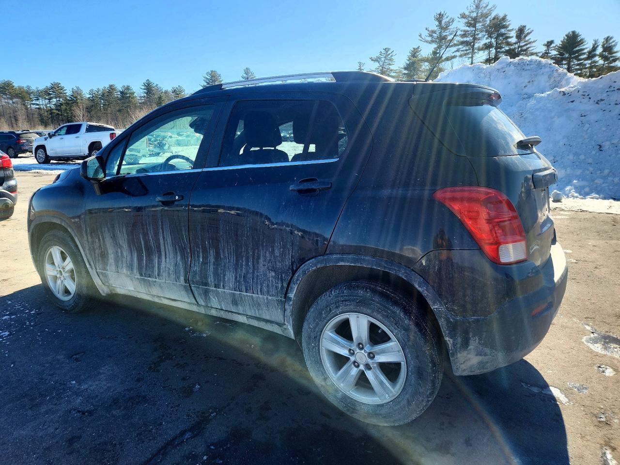 2015 CHEVROLET TRAX 1LT photo 3