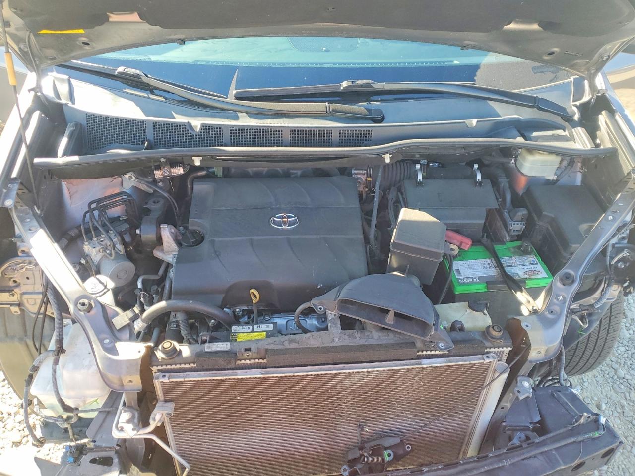 2015 TOYOTA SIENNA XLE 8-PASSENGER photo 12