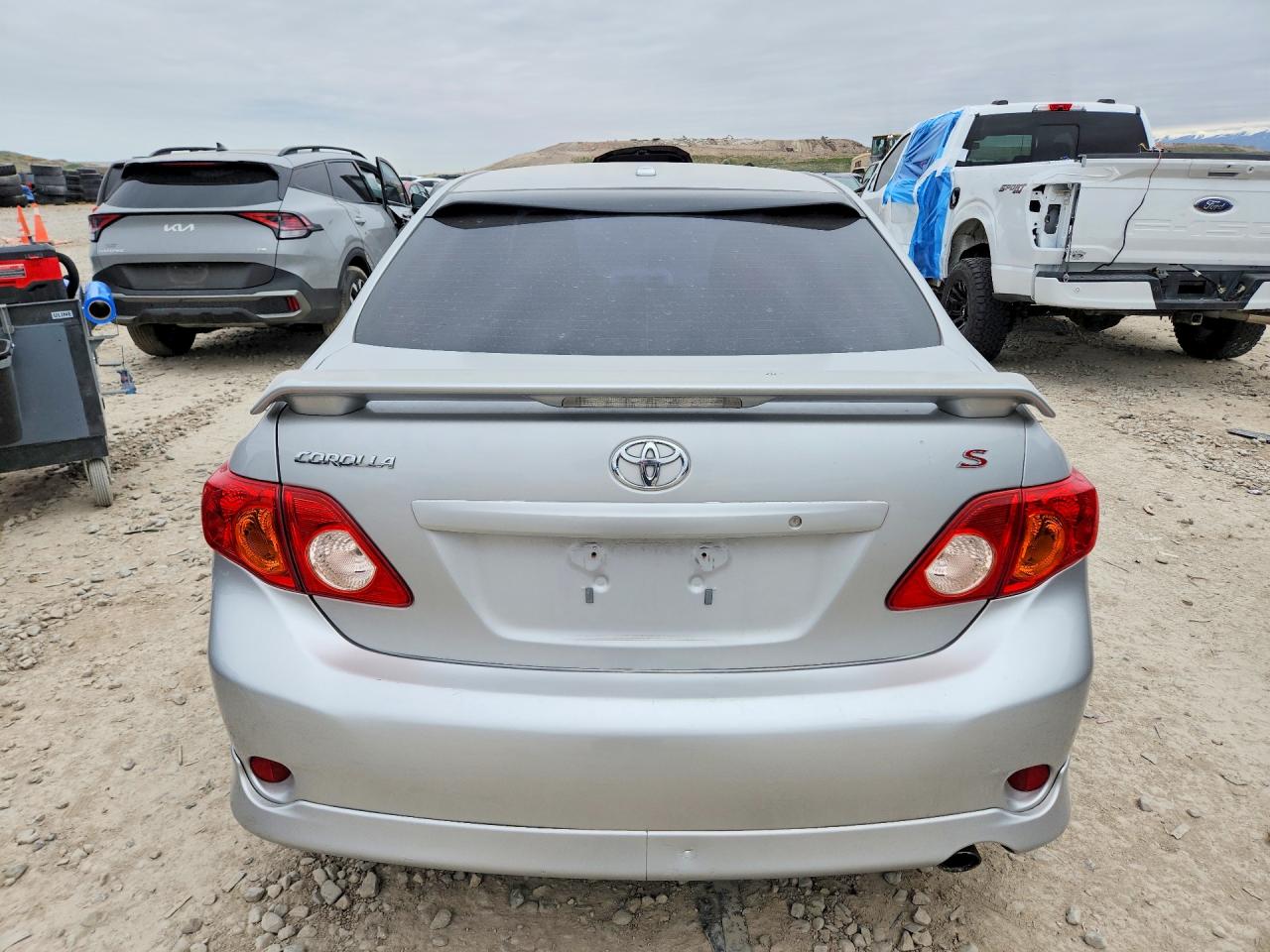 2010 TOYOTA COROLLA S photo 6