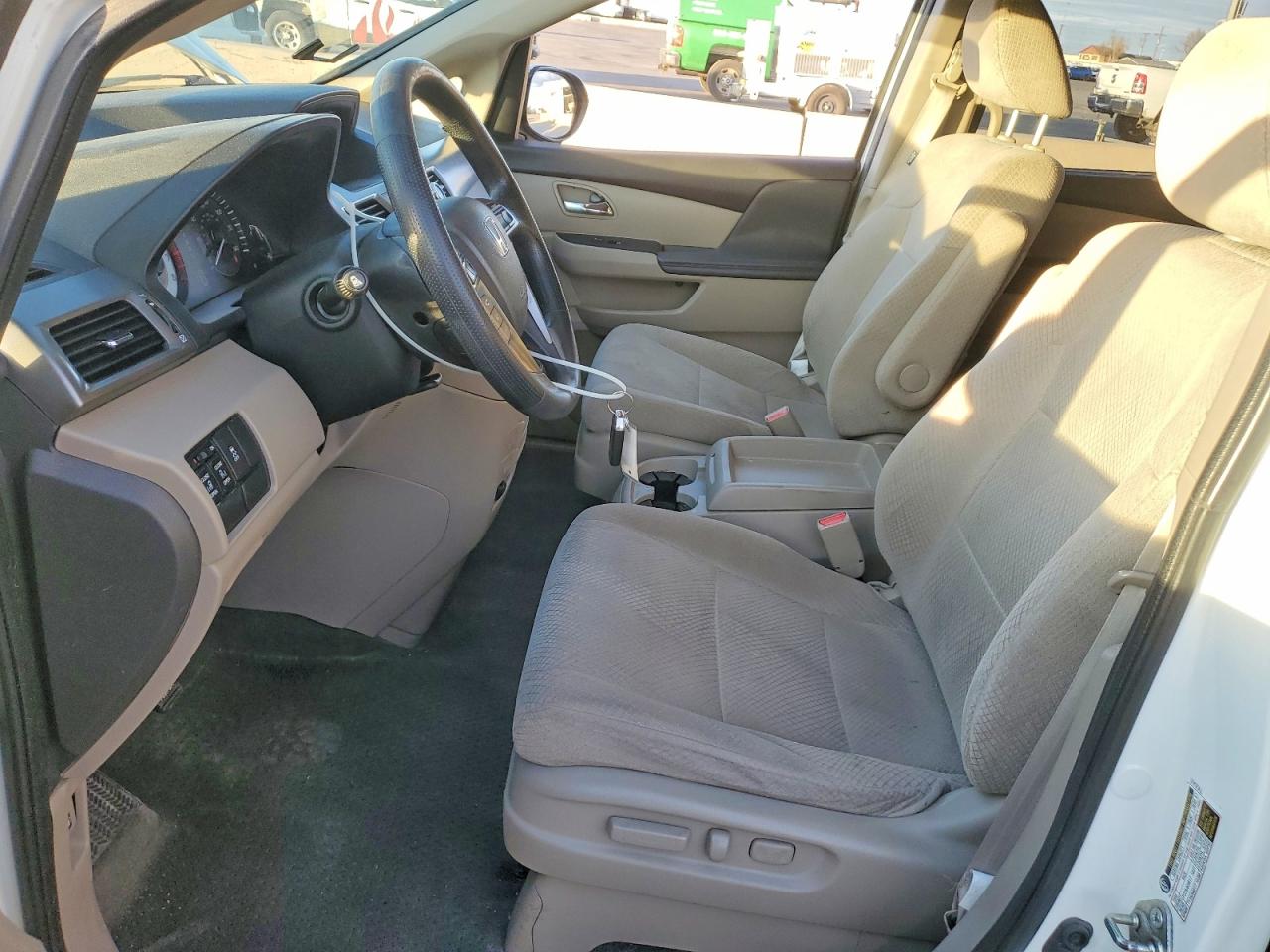 2016 HONDA ODYSSEY SE photo 7
