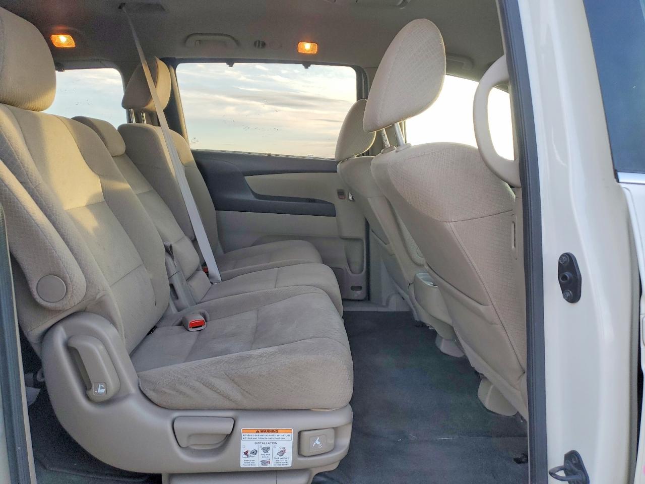 2016 HONDA ODYSSEY SE photo 11