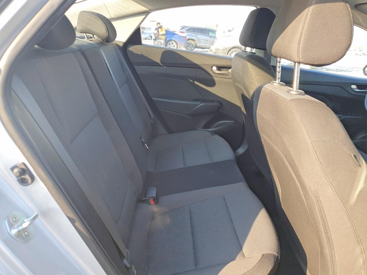 2019 HYUNDAI ACCENT SE photo 19
