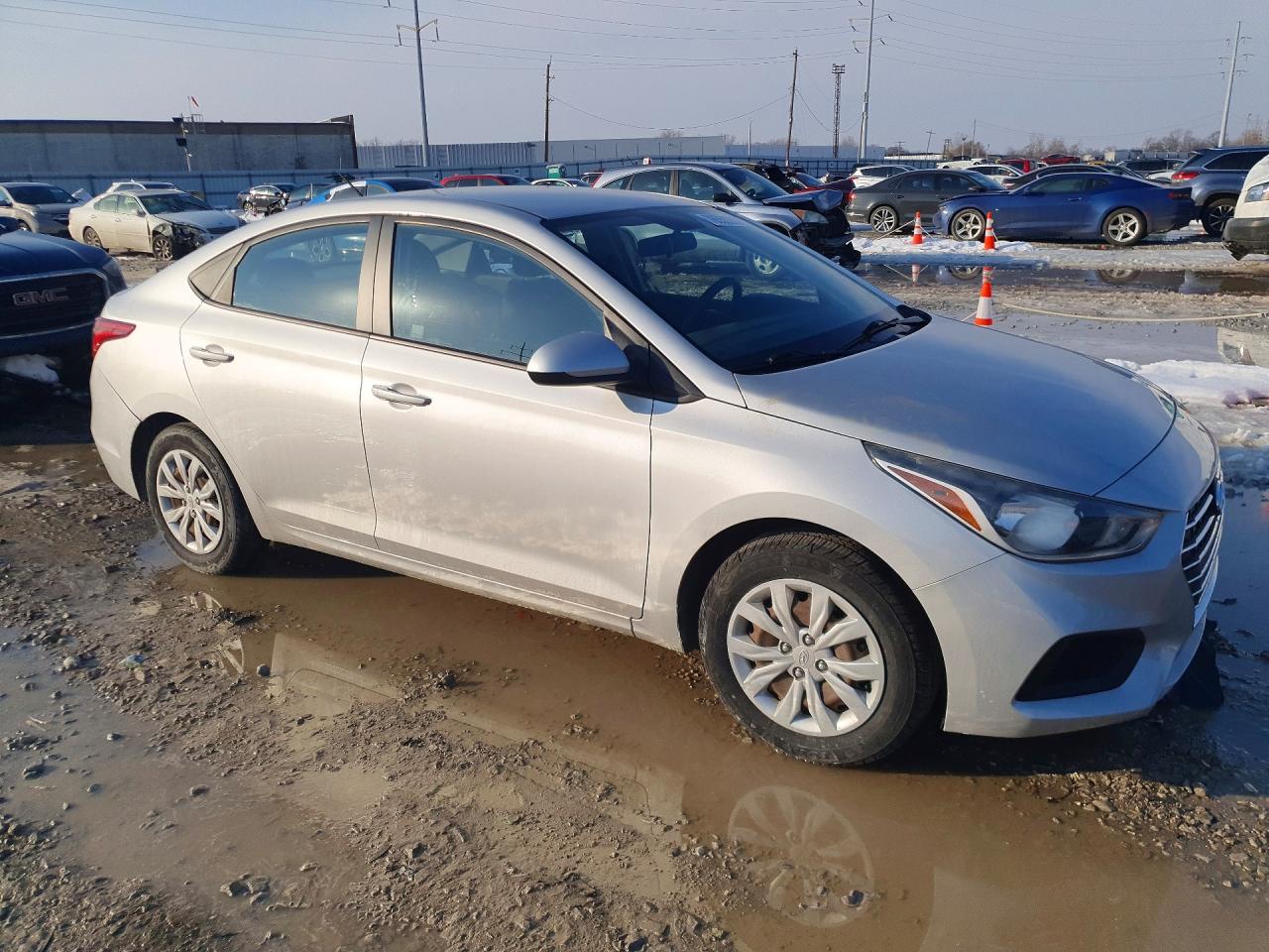 2019 HYUNDAI ACCENT SE photo 7