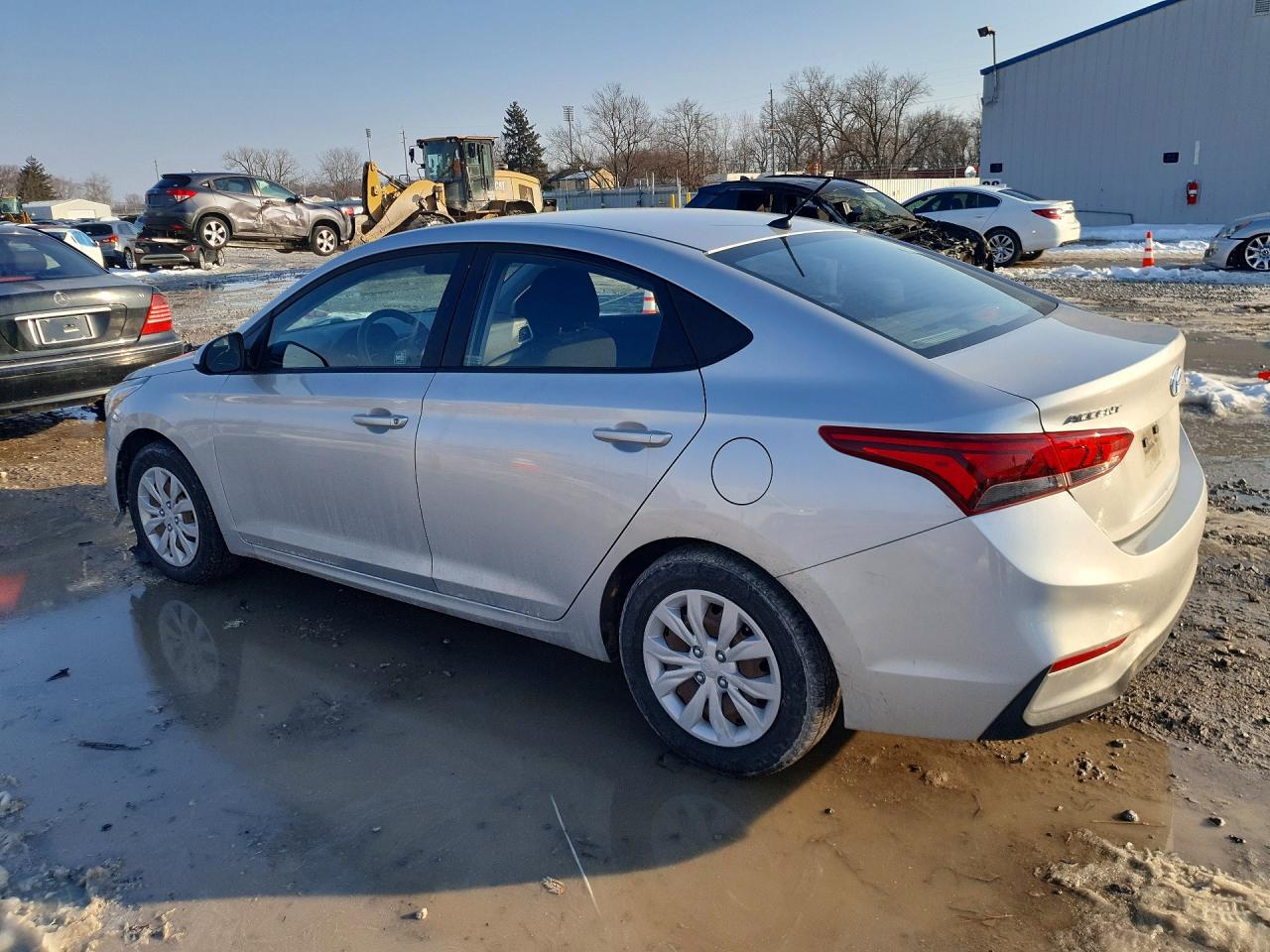 2019 HYUNDAI ACCENT SE photo 3