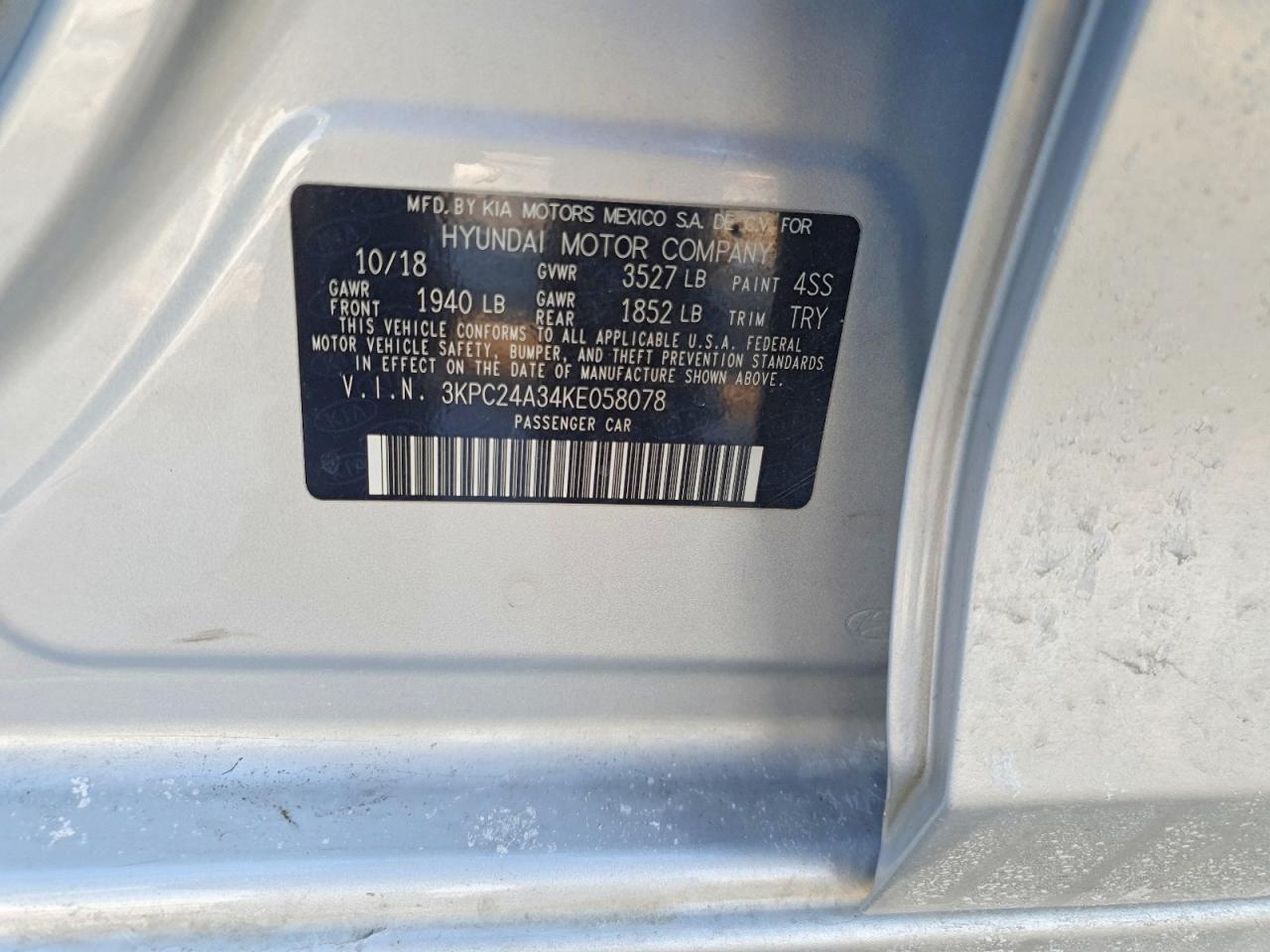 2019 HYUNDAI ACCENT SE photo 23