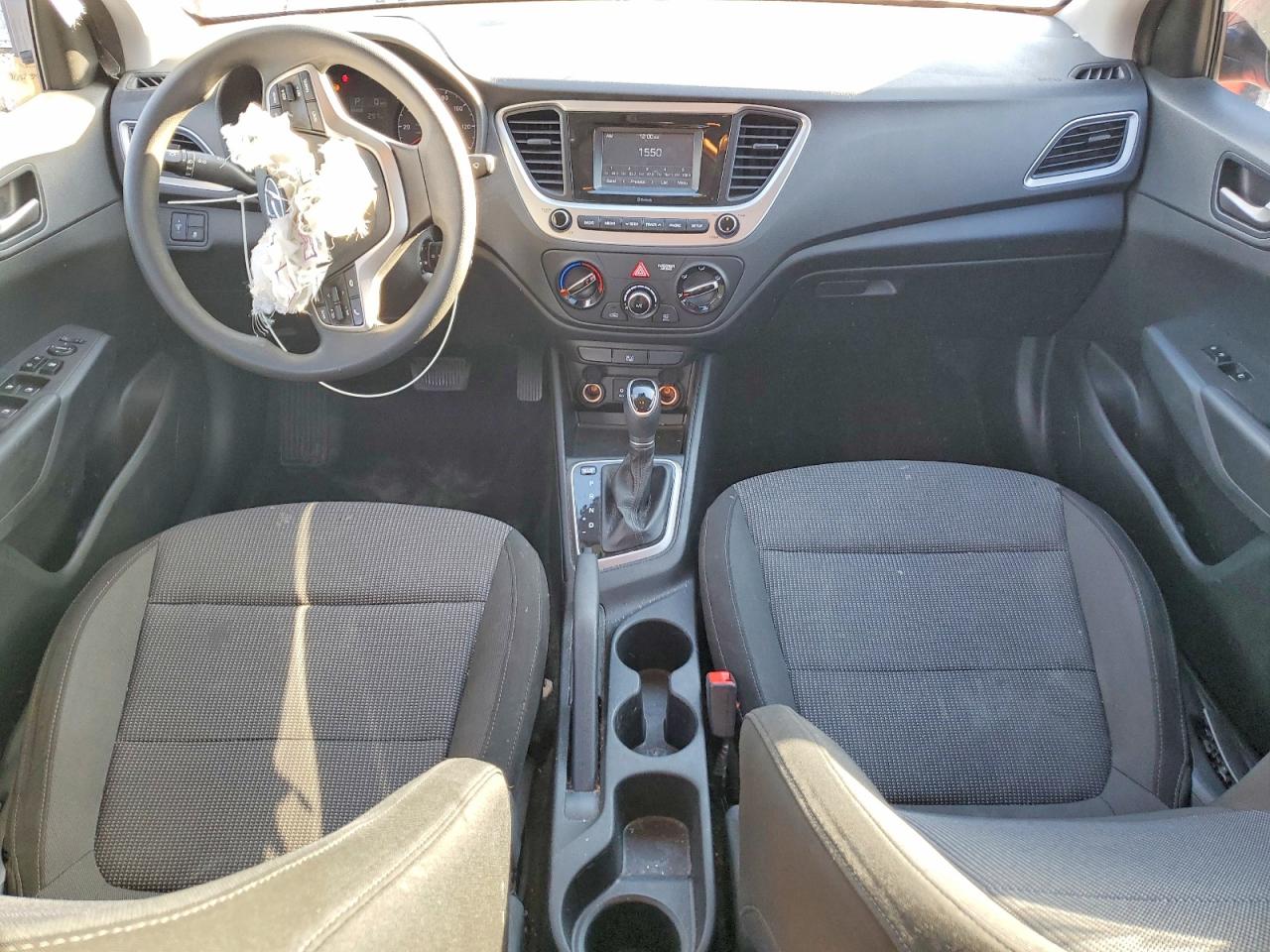 2019 HYUNDAI ACCENT SE photo 8