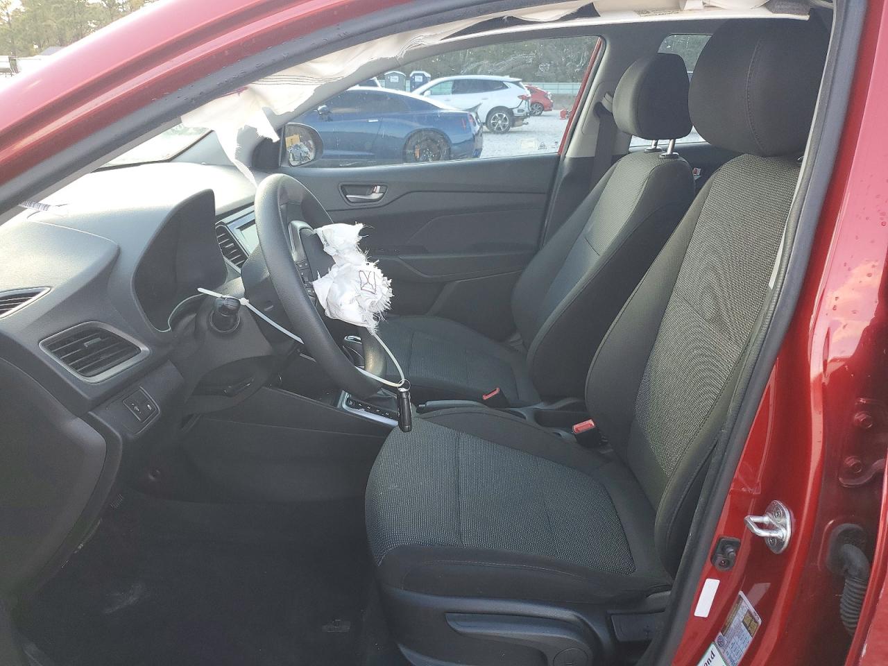 2019 HYUNDAI ACCENT SE photo 7