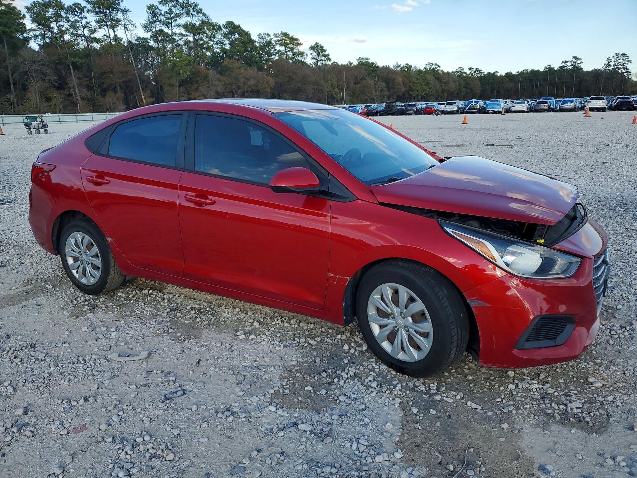 2019 HYUNDAI ACCENT SE photo 4