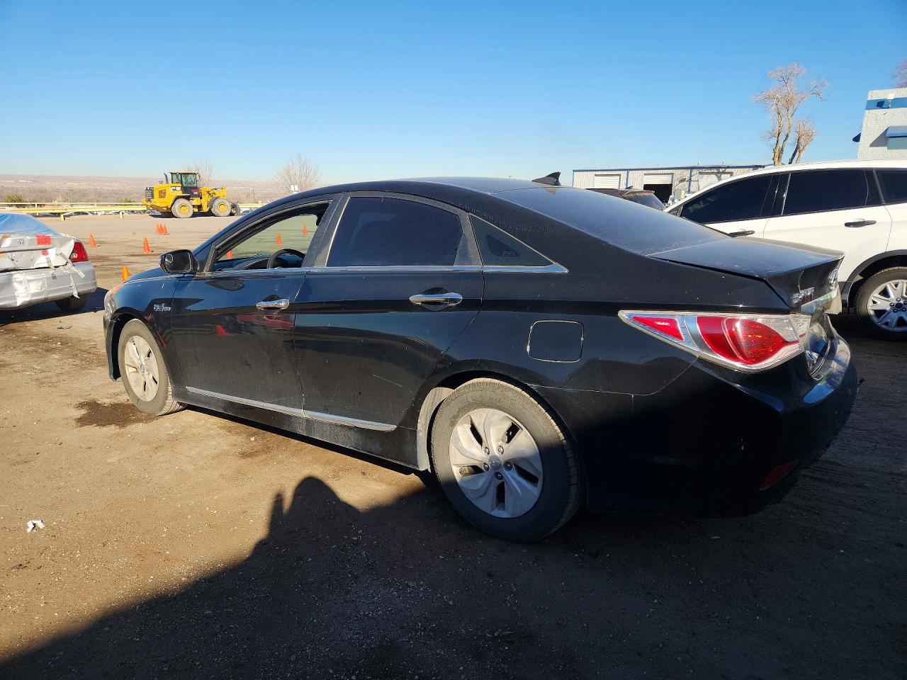 2013 HYUNDAI SONATA HYBRID photo 2