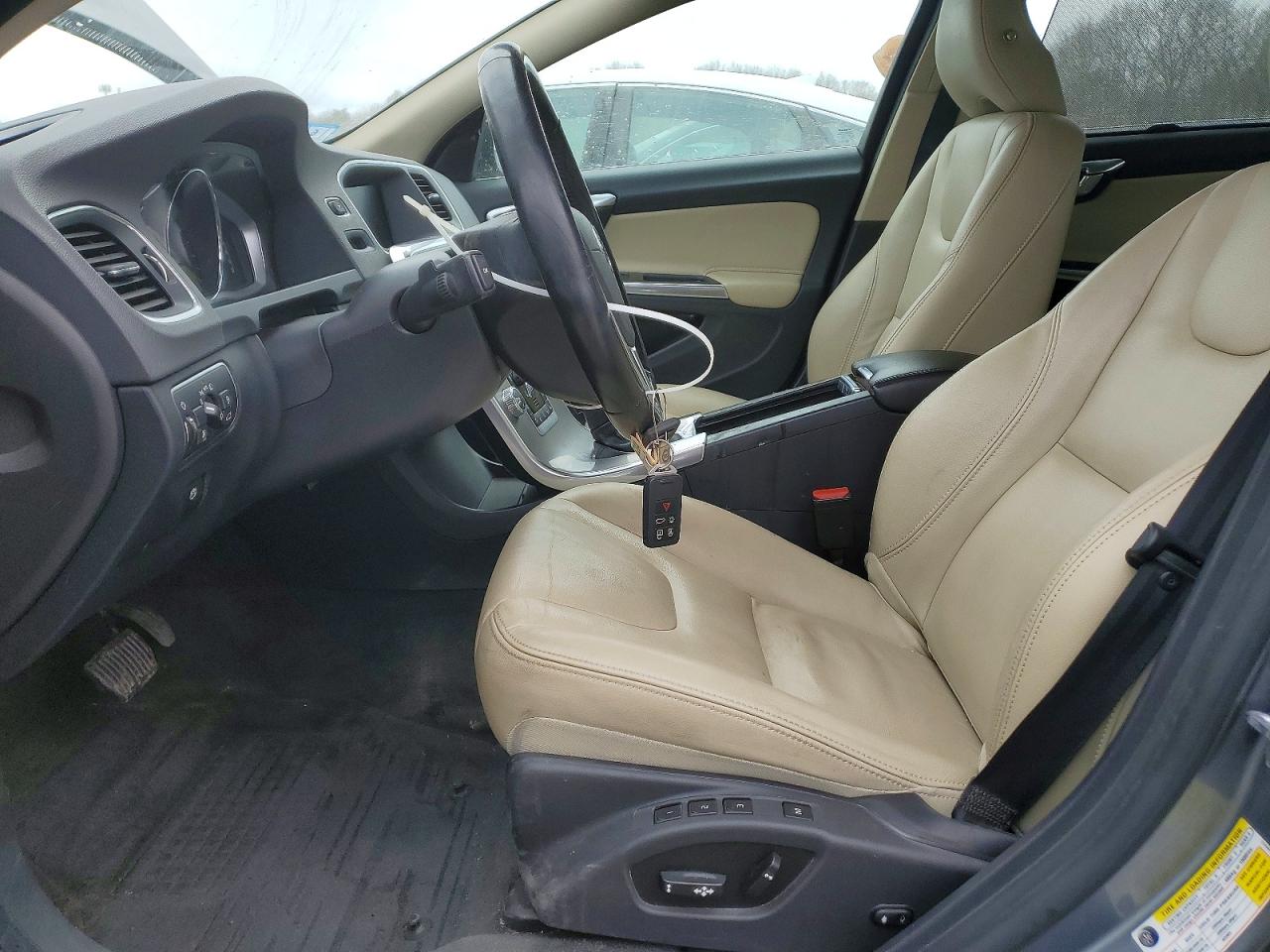 2018 VOLVO S60 INSCRIPTION photo 13