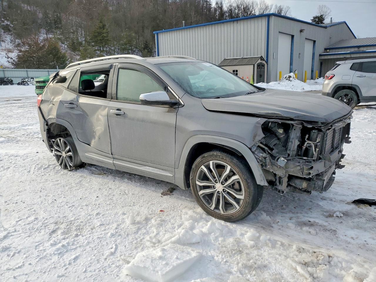 2019 GMC TERRAIN DENALI photo 4