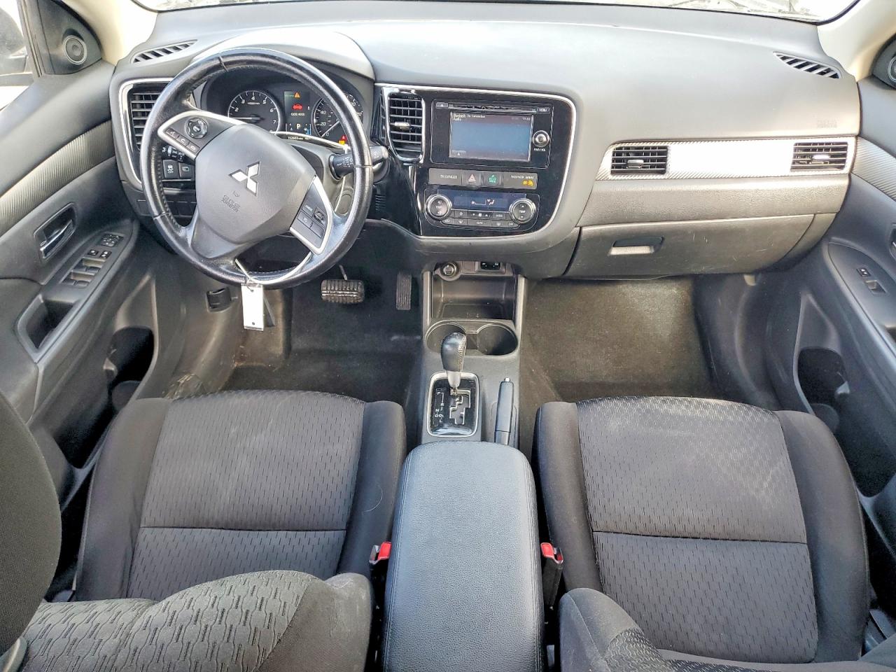 2014 MITSUBISHI OUTLANDER SE photo 22