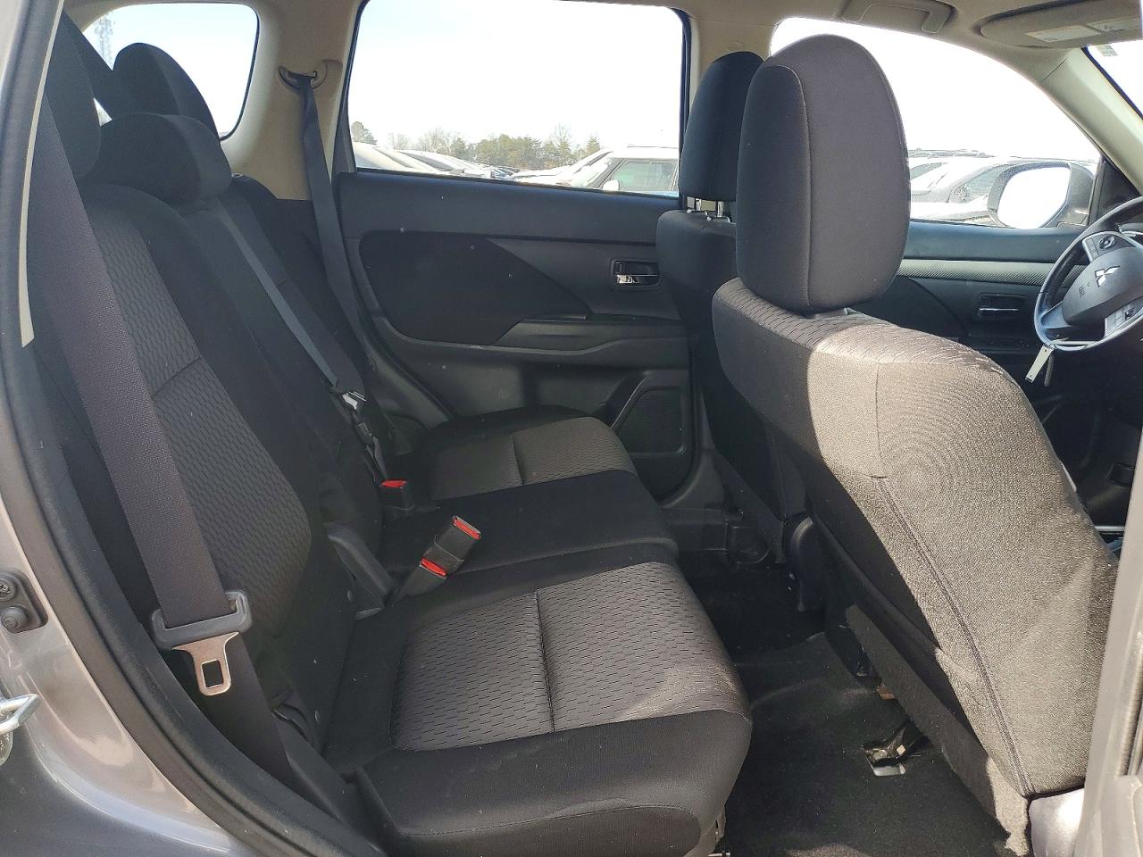 2014 MITSUBISHI OUTLANDER SE photo 31
