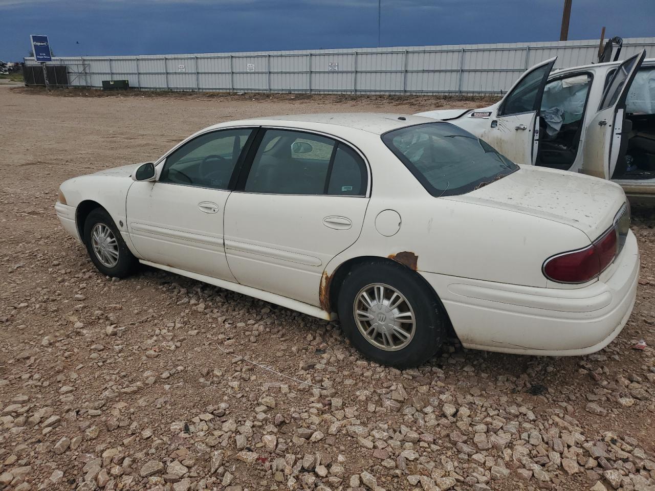 2005 BUICK LESABRE CUSTOM photo 2