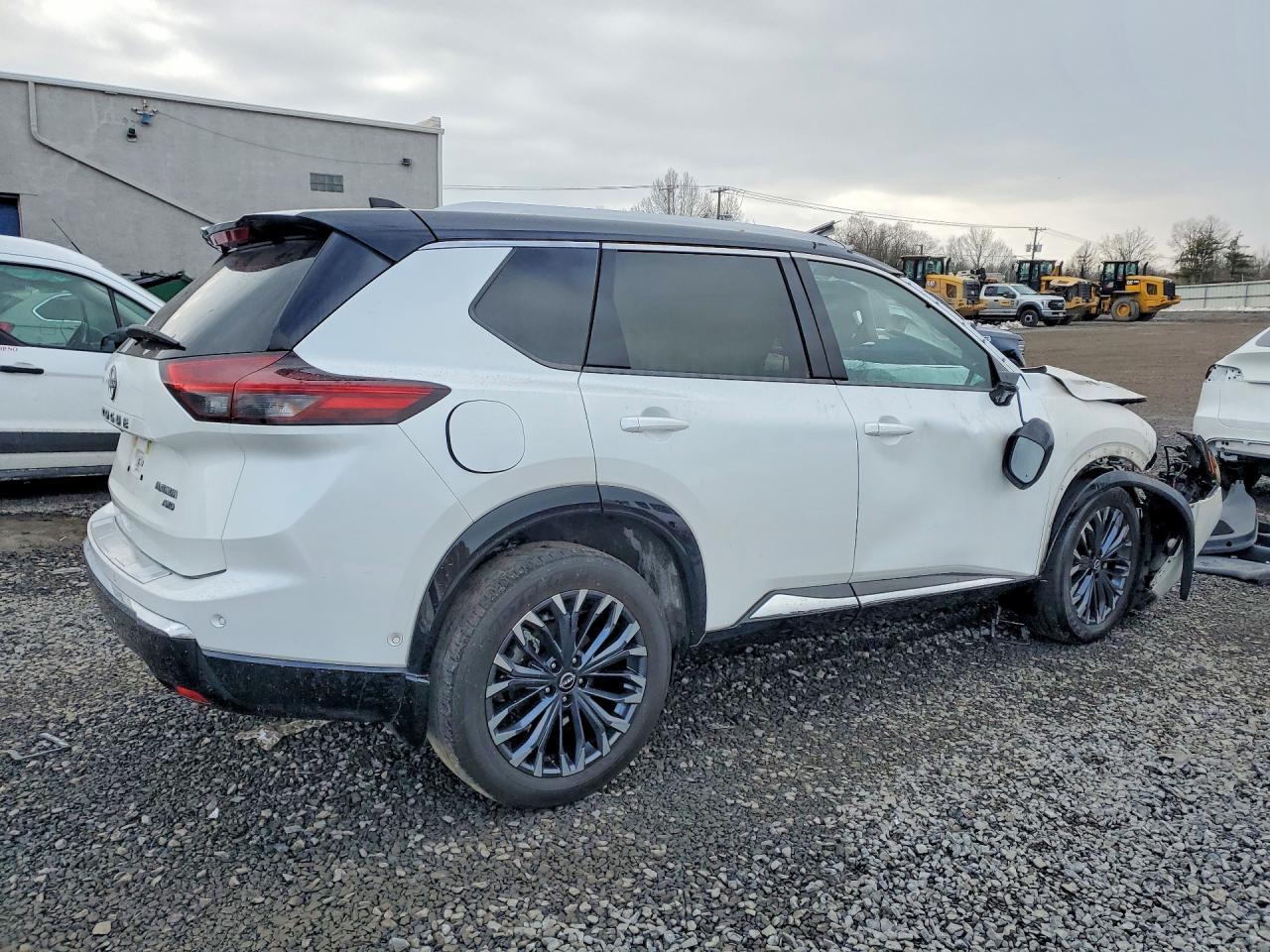 2024 NISSAN ROGUE PLATINUM photo 7