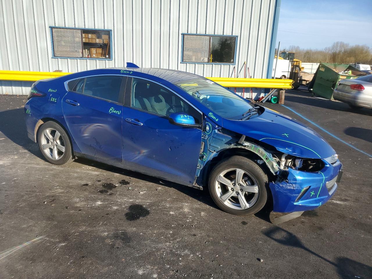 2016 CHEVROLET VOLT LT photo 4
