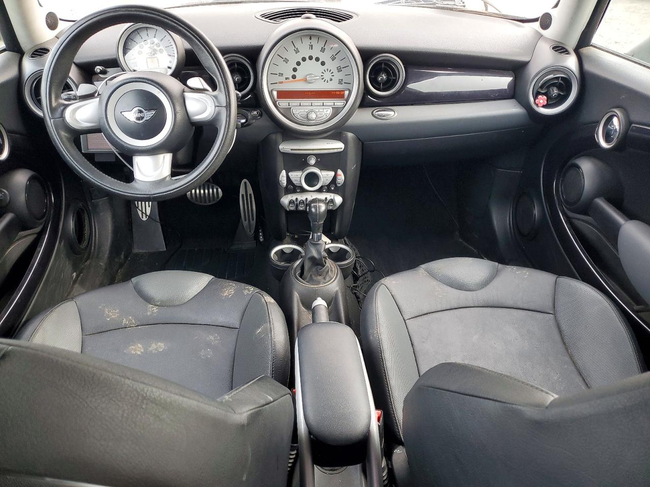 2008 MINI COOPER S photo 8