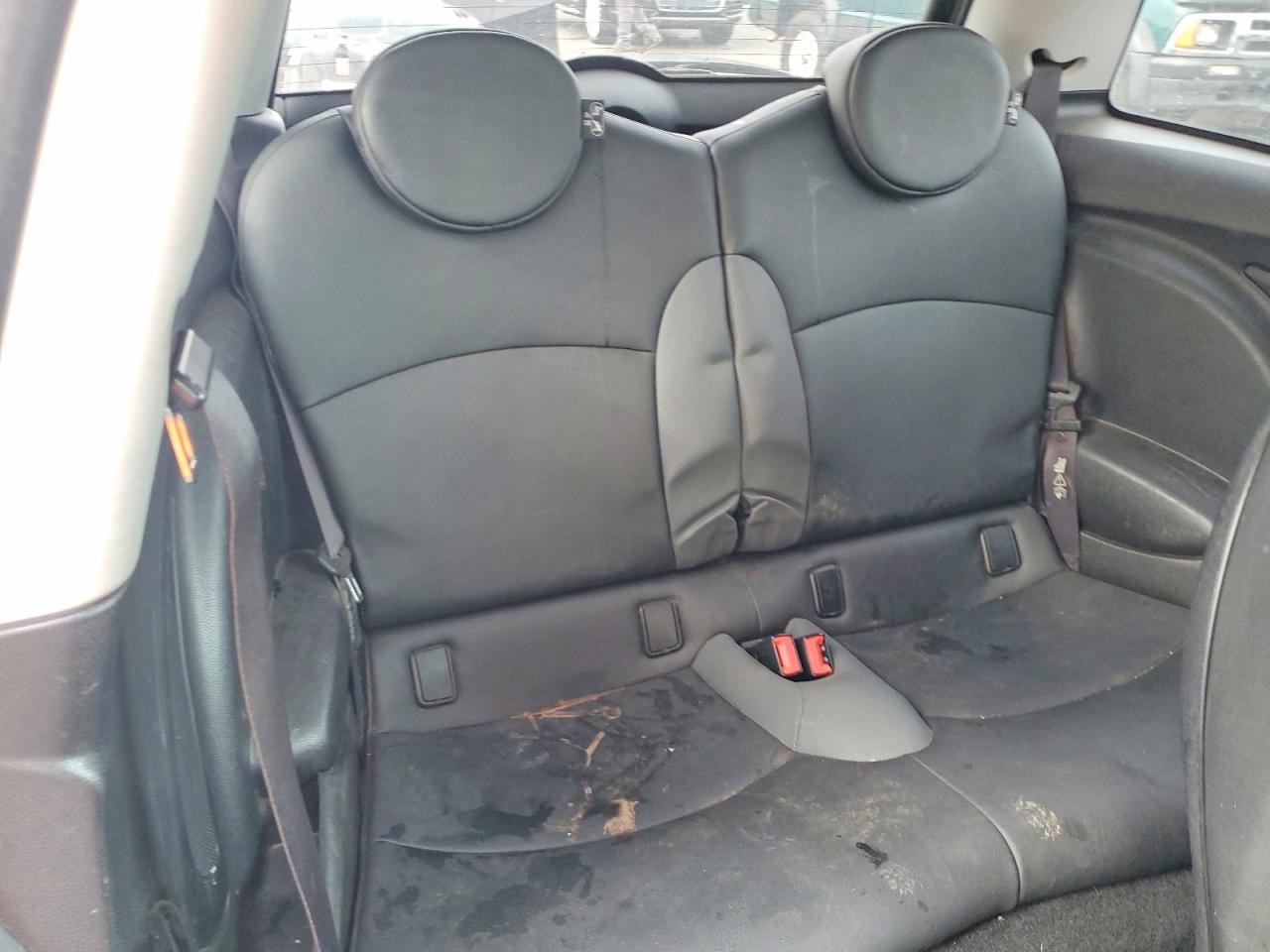 2008 MINI COOPER S photo 10