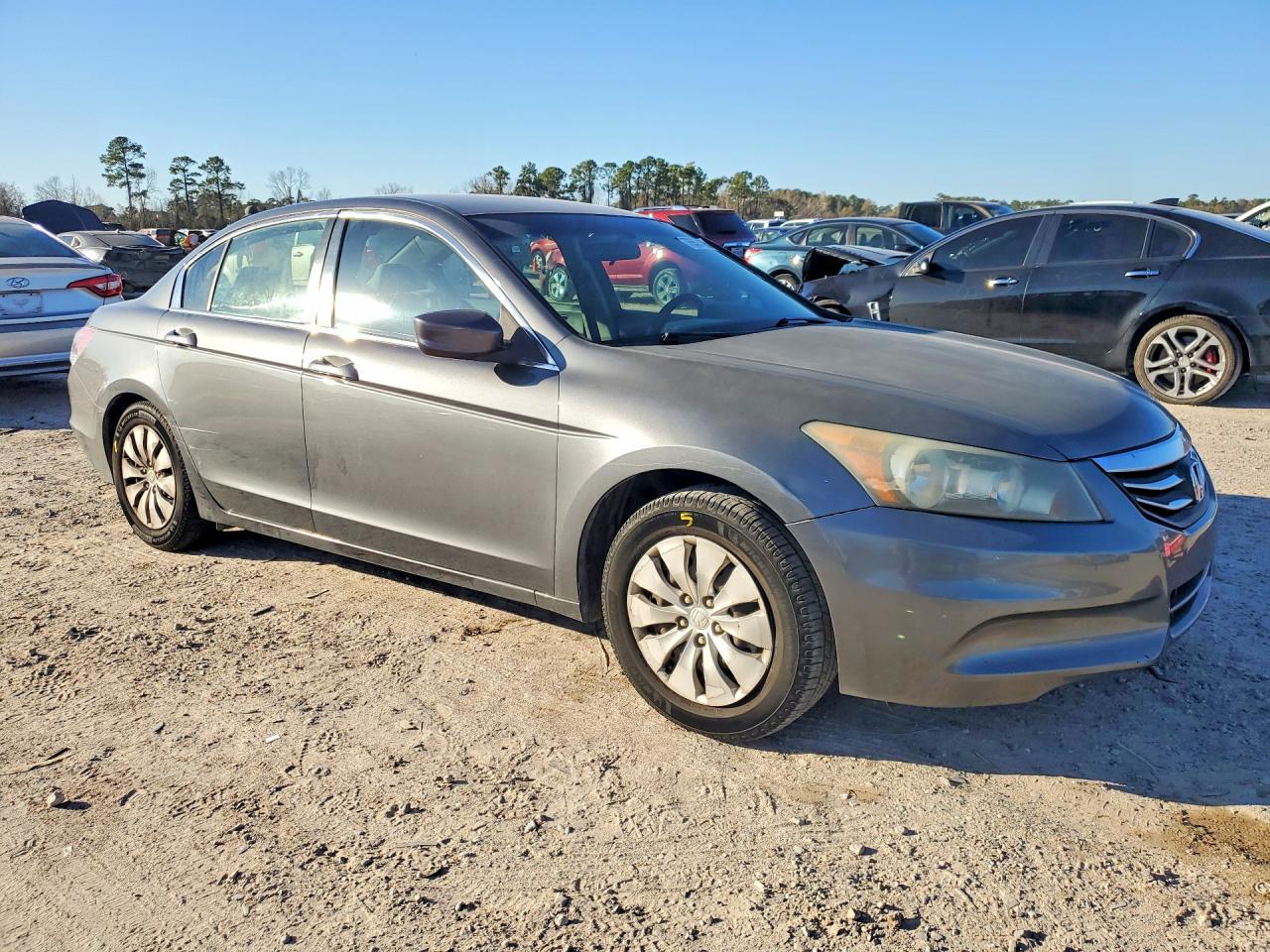 2011 HONDA ACCORD LX photo 7