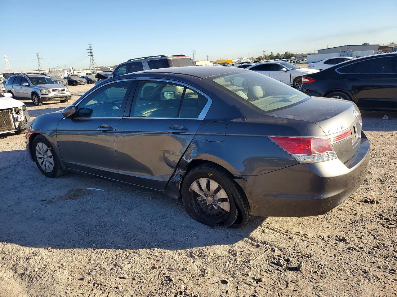2011 HONDA ACCORD LX photo 3