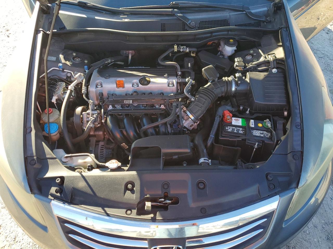 2011 HONDA ACCORD LX photo 21