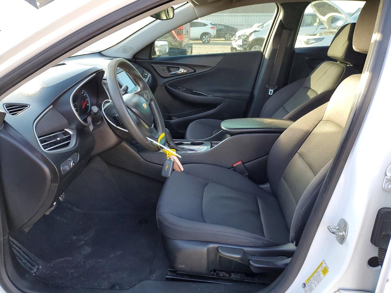 2017 CHEVROLET MALIBU LS photo 13