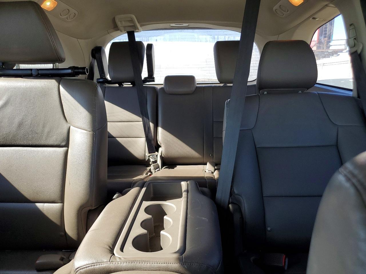 2014 HONDA ODYSSEY EXL photo 19