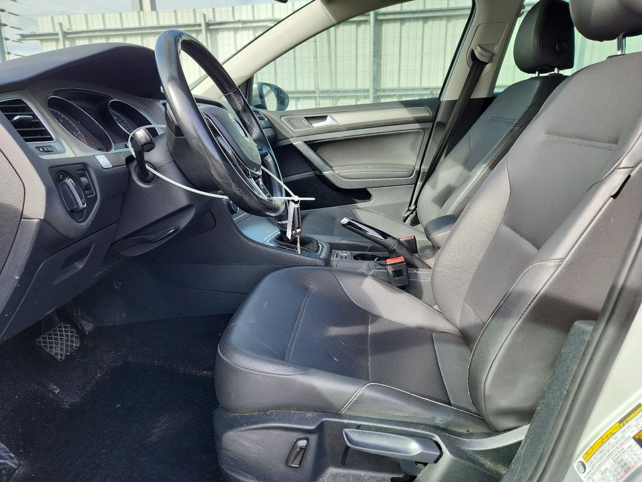 2015 VOLKSWAGEN GOLF SPORTWAGEN TDI S photo 13