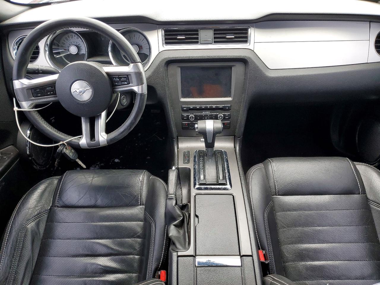 2012 FORD MUSTANG photo 15