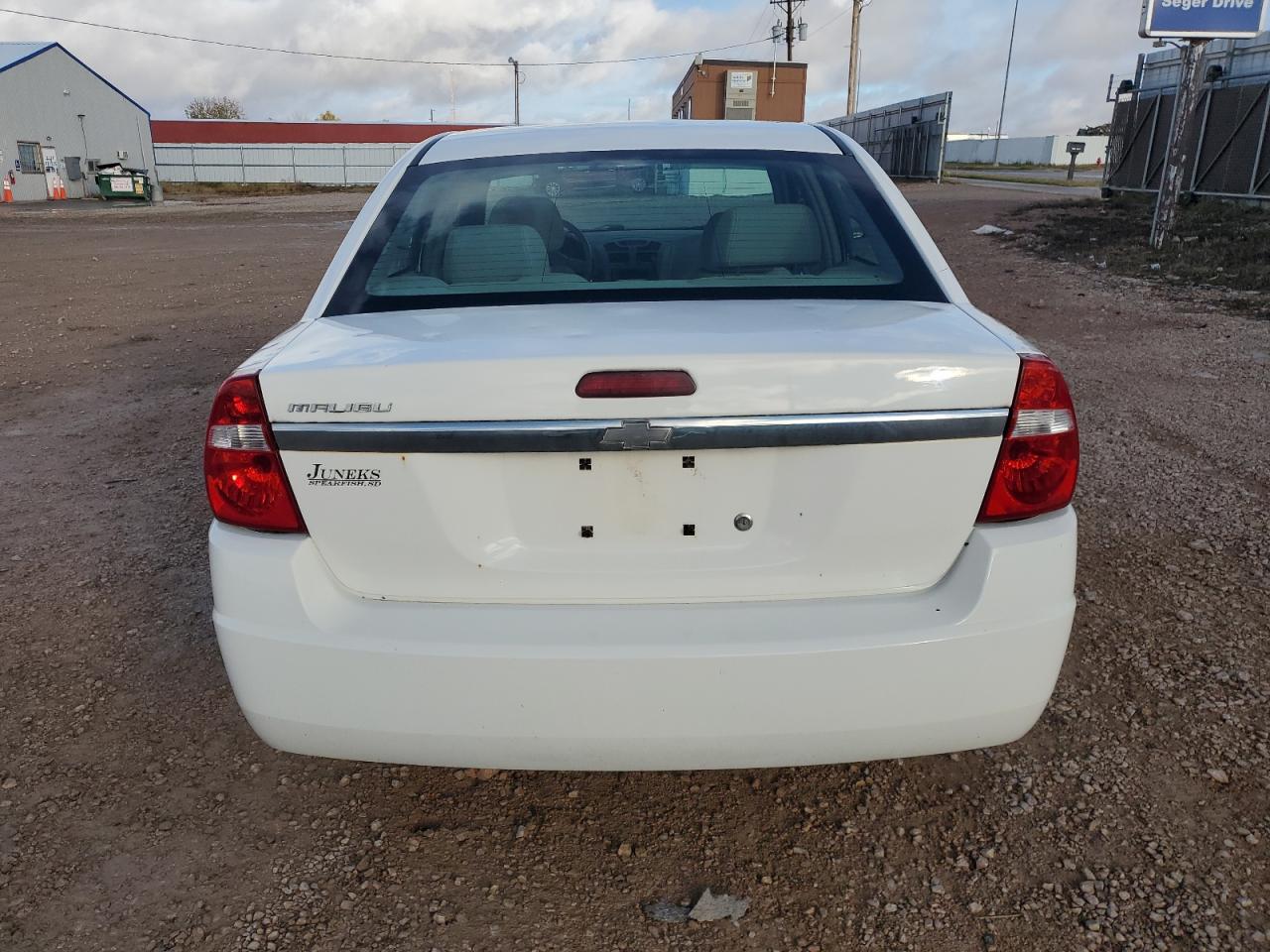 2004 CHEVROLET MALIBU photo 6