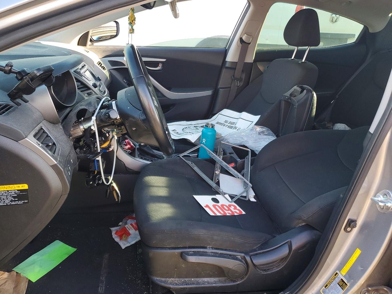 2015 HYUNDAI ELANTRA SE photo 7