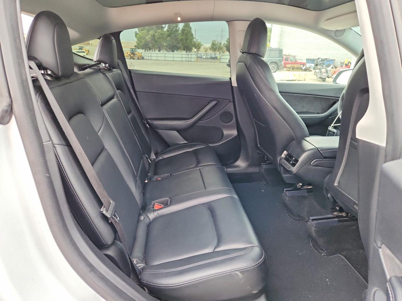 2021 TESLA MODEL Y photo 31