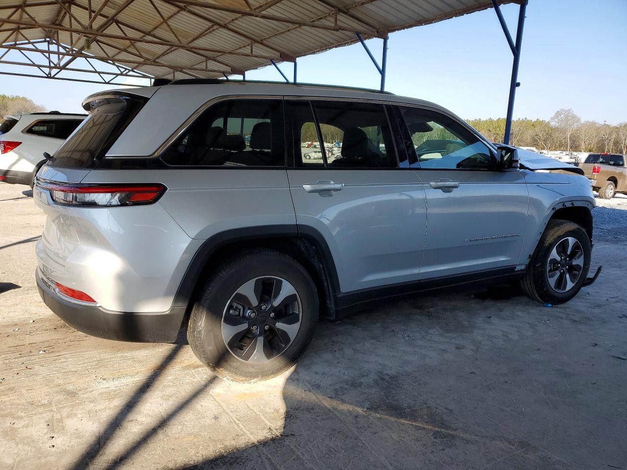 2022 JEEP GRAND CHEROKEE LIMITED 4XE photo 3