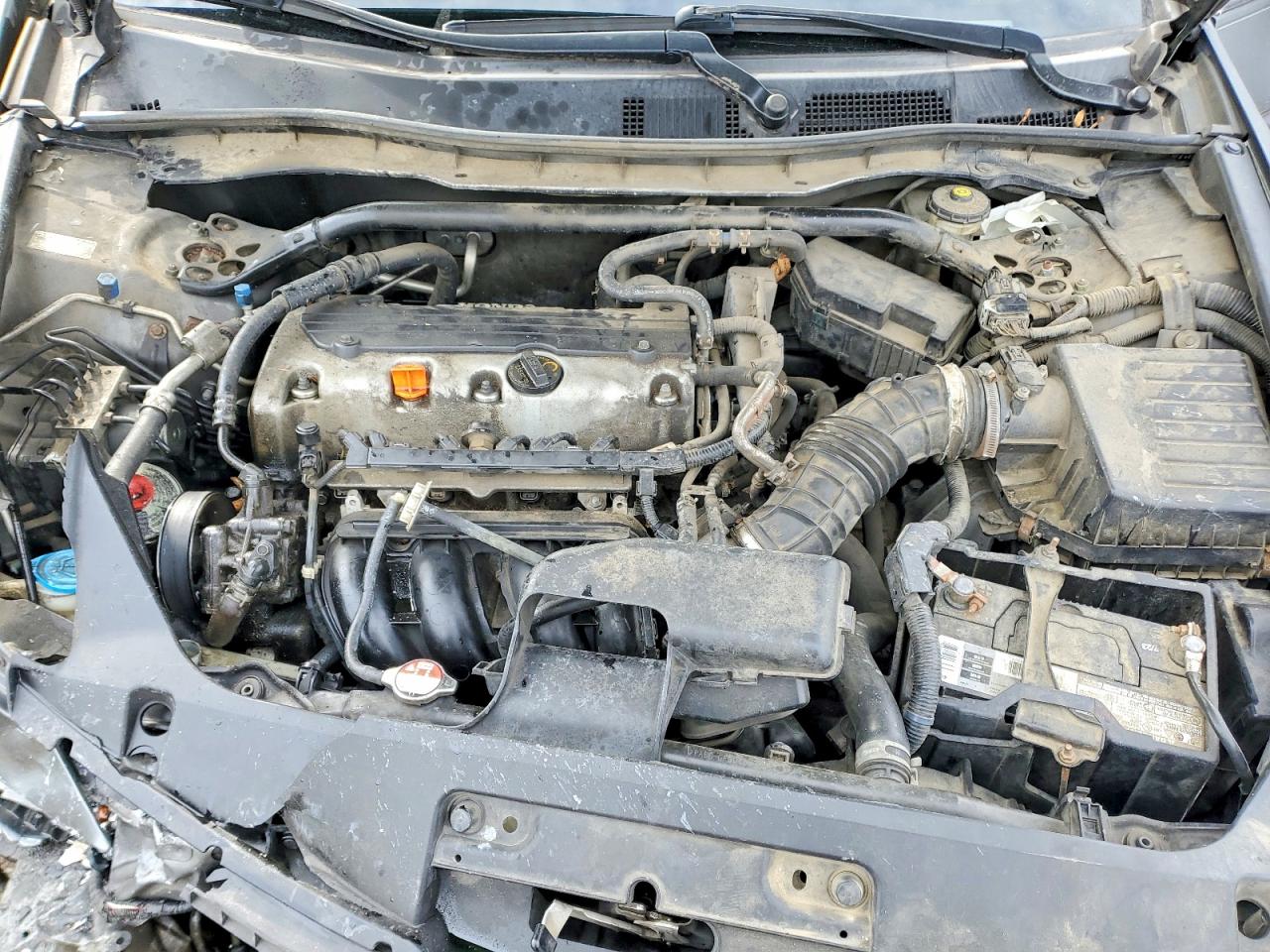 2012 HONDA ACCORD LX photo 11