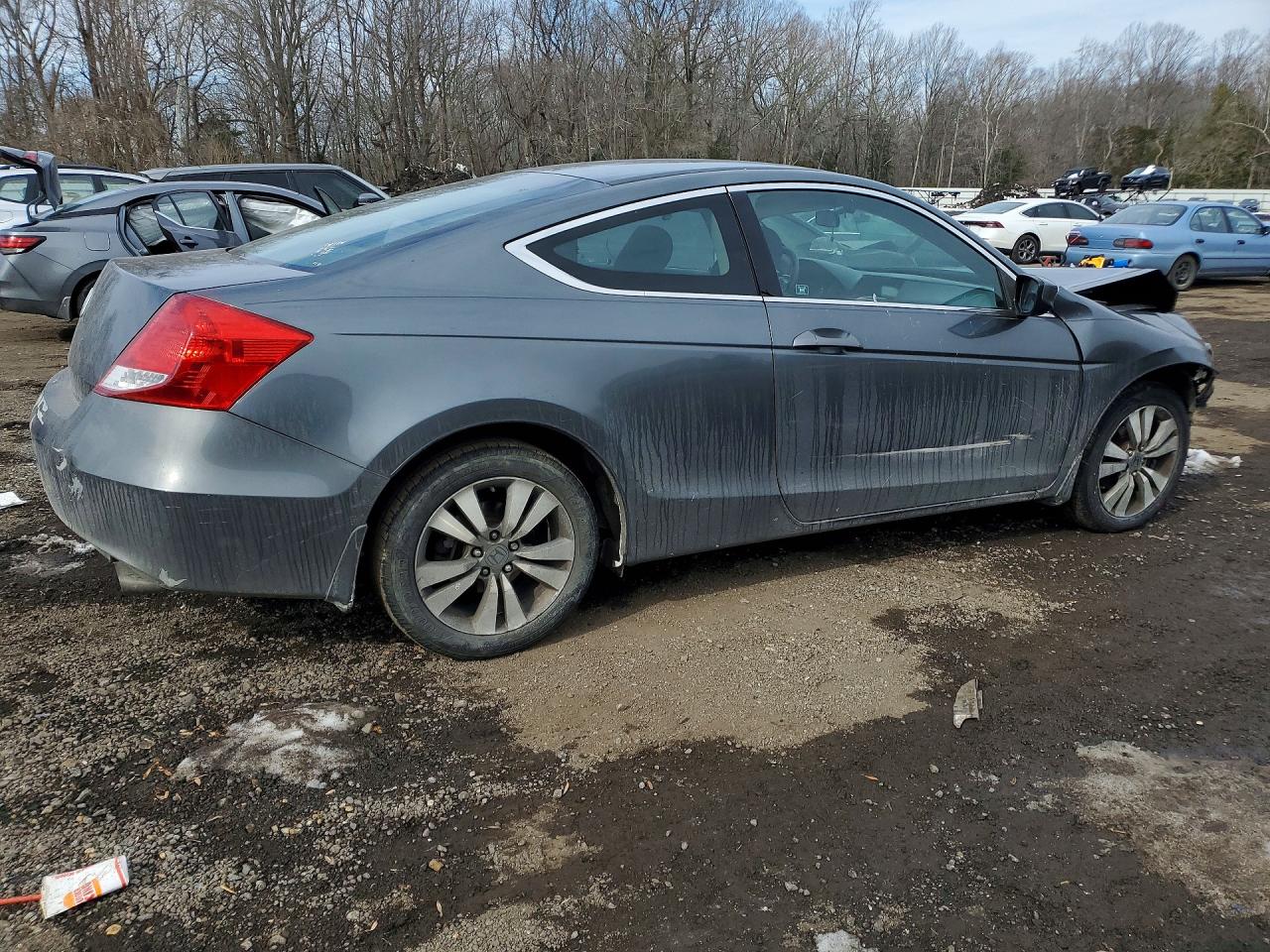2012 HONDA ACCORD LX photo 3