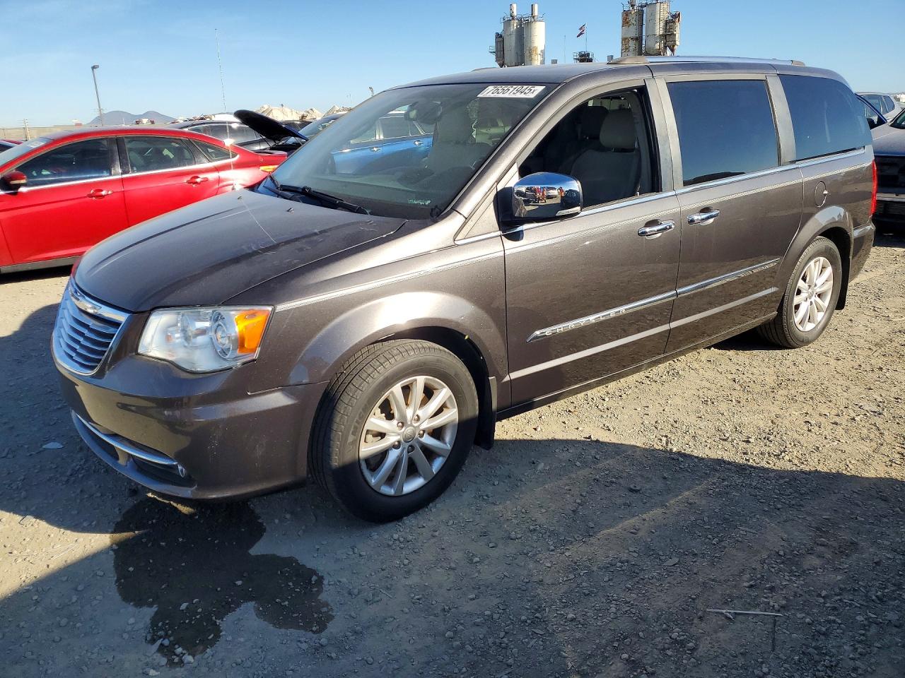2015 CHRYSLER TOWN & COUNTRY