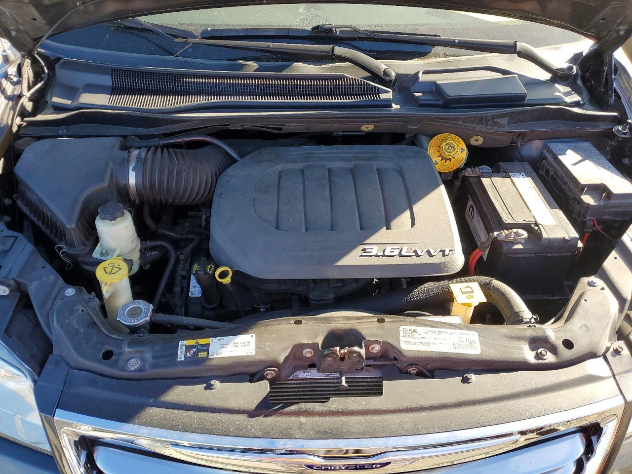 2015 CHRYSLER TOWN & COUNTRY LIMITED PLATINUM photo 23