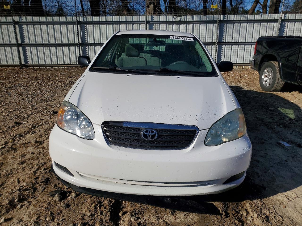 2005 TOYOTA COROLLA CE photo 9