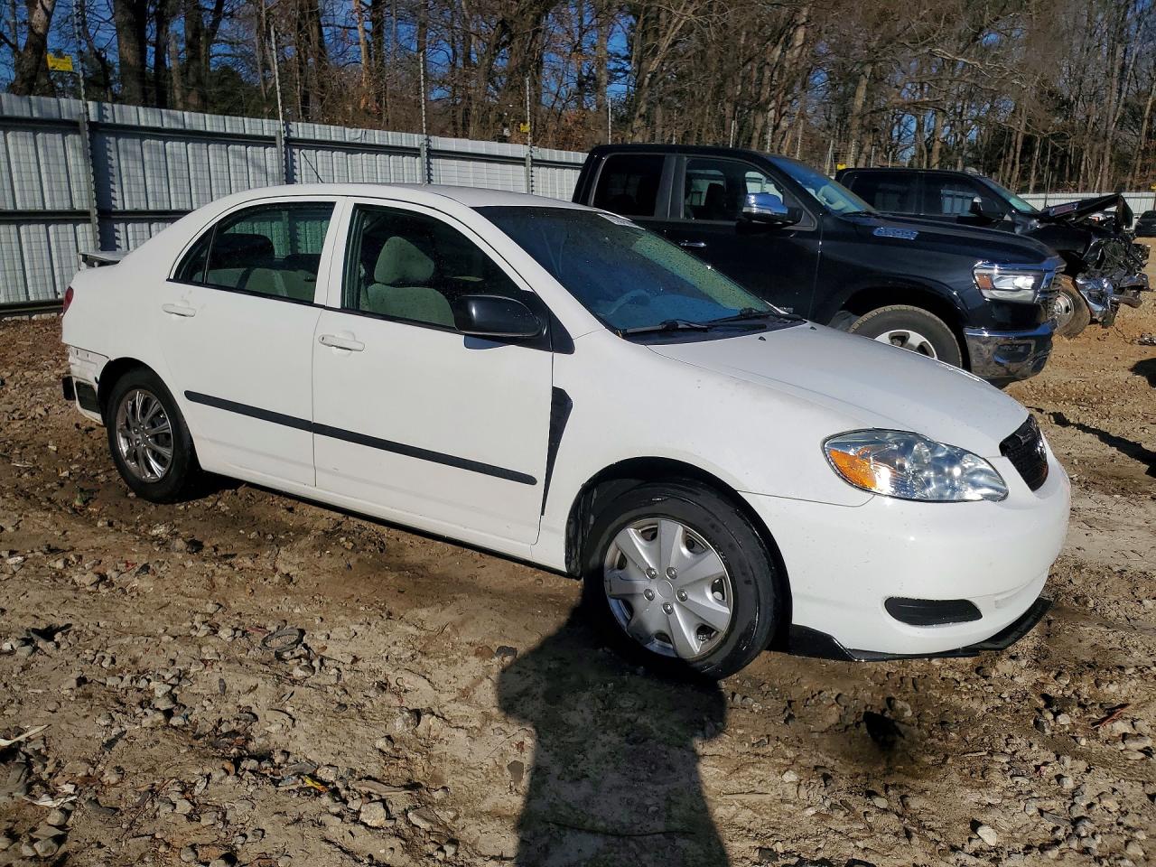 2005 TOYOTA COROLLA CE photo 7