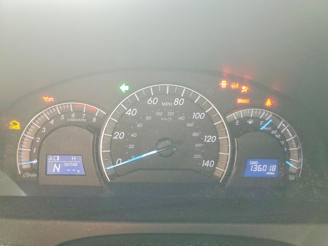 2013 TOYOTA CAMRY L photo 25