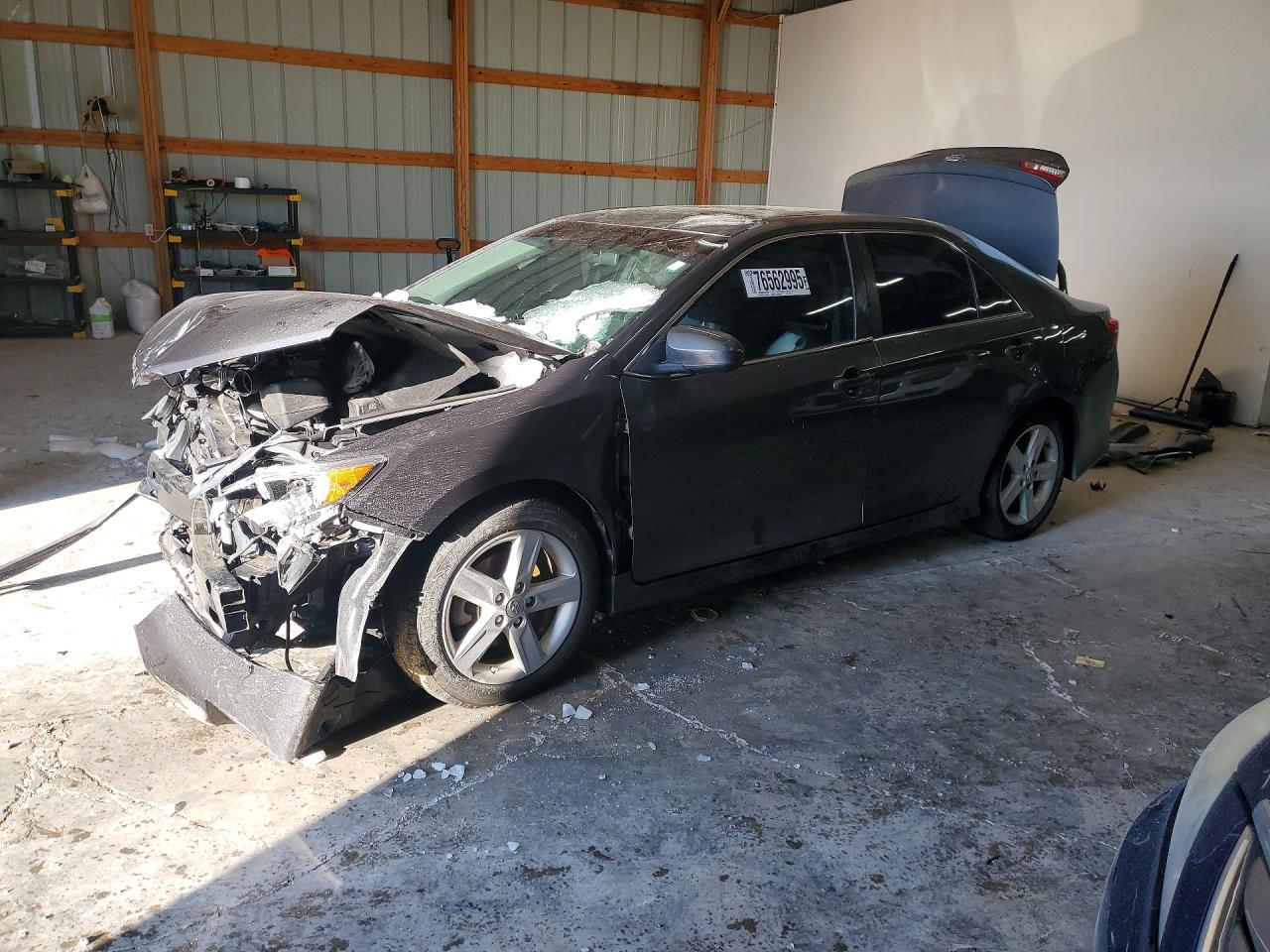 2013 TOYOTA CAMRY