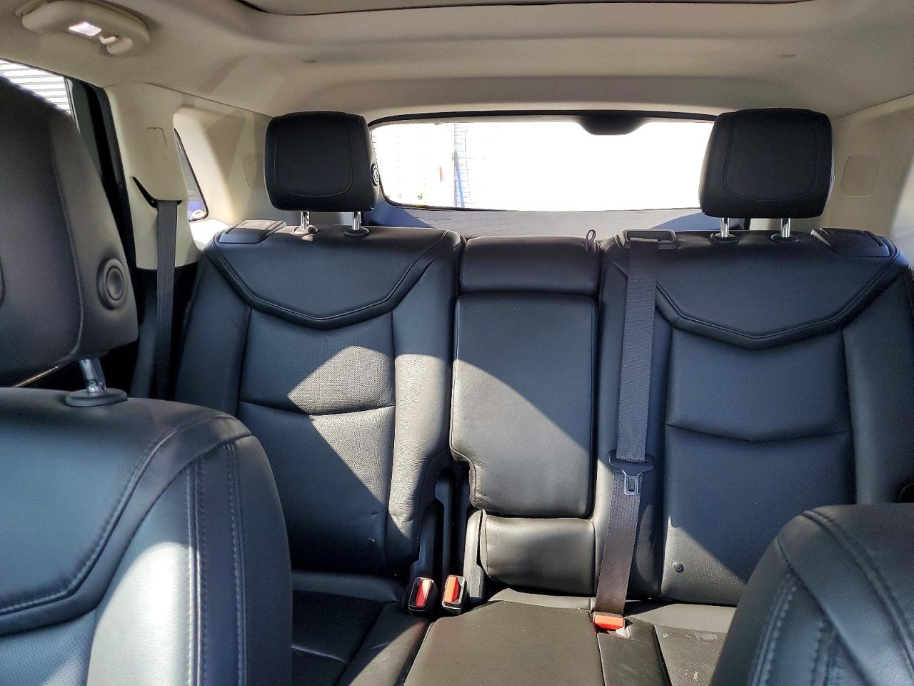 2017 CADILLAC XT5 LUXURY photo 28