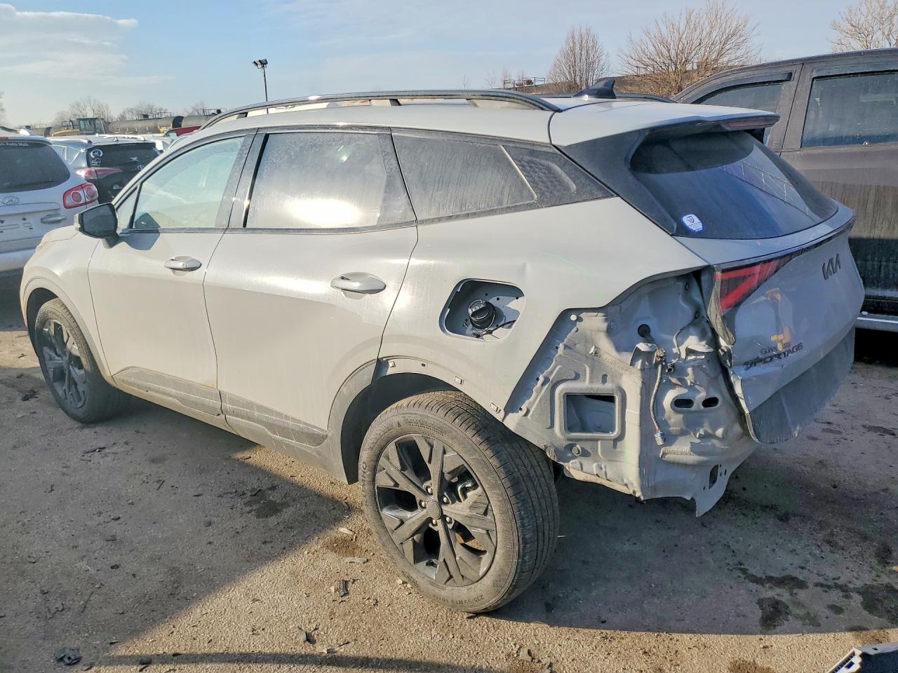 2025 KIA SPORTAGE X LINE photo 2