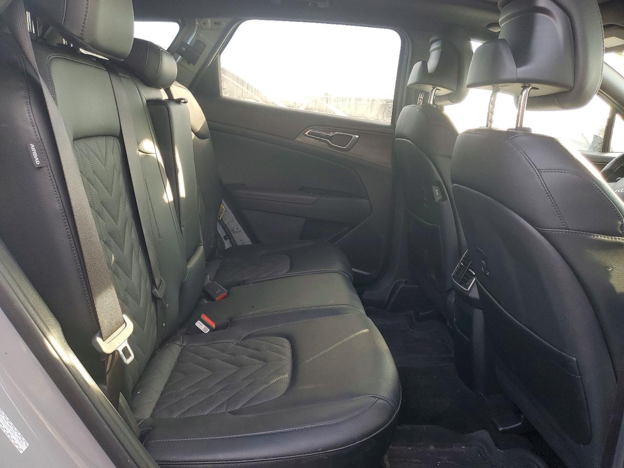 2025 KIA SPORTAGE X LINE photo 11