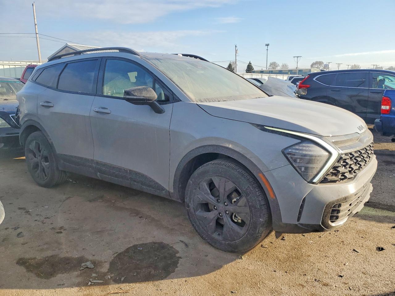 2025 KIA SPORTAGE X LINE photo 4