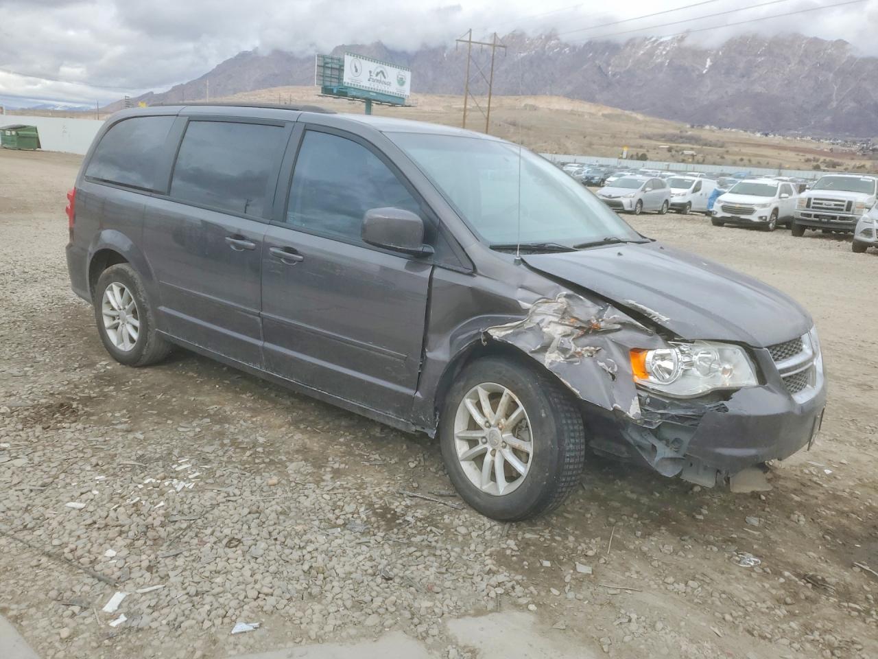 2015 DODGE GRAND CARAVAN SXT photo 4